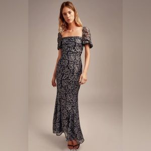 KEEPSAKE the label ENGAGE LACE GOWN